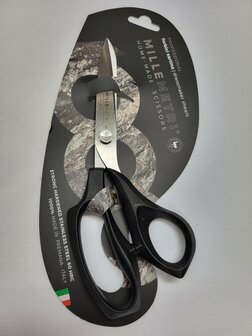 MI528 MILLEMETRI STOFFENSCHAAR 21,5 CM