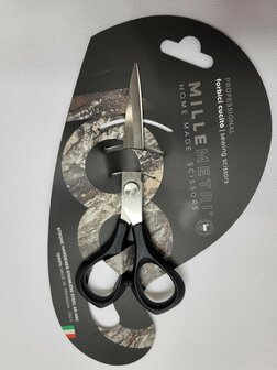 MI546 MILLEMETRI STOFFENSCHAAR 15,5 CM